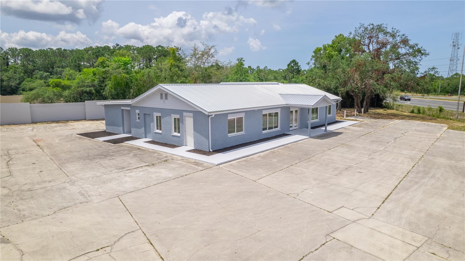 3248 COMMERCIAL WAY, SPRING HILL, FL — photo 34