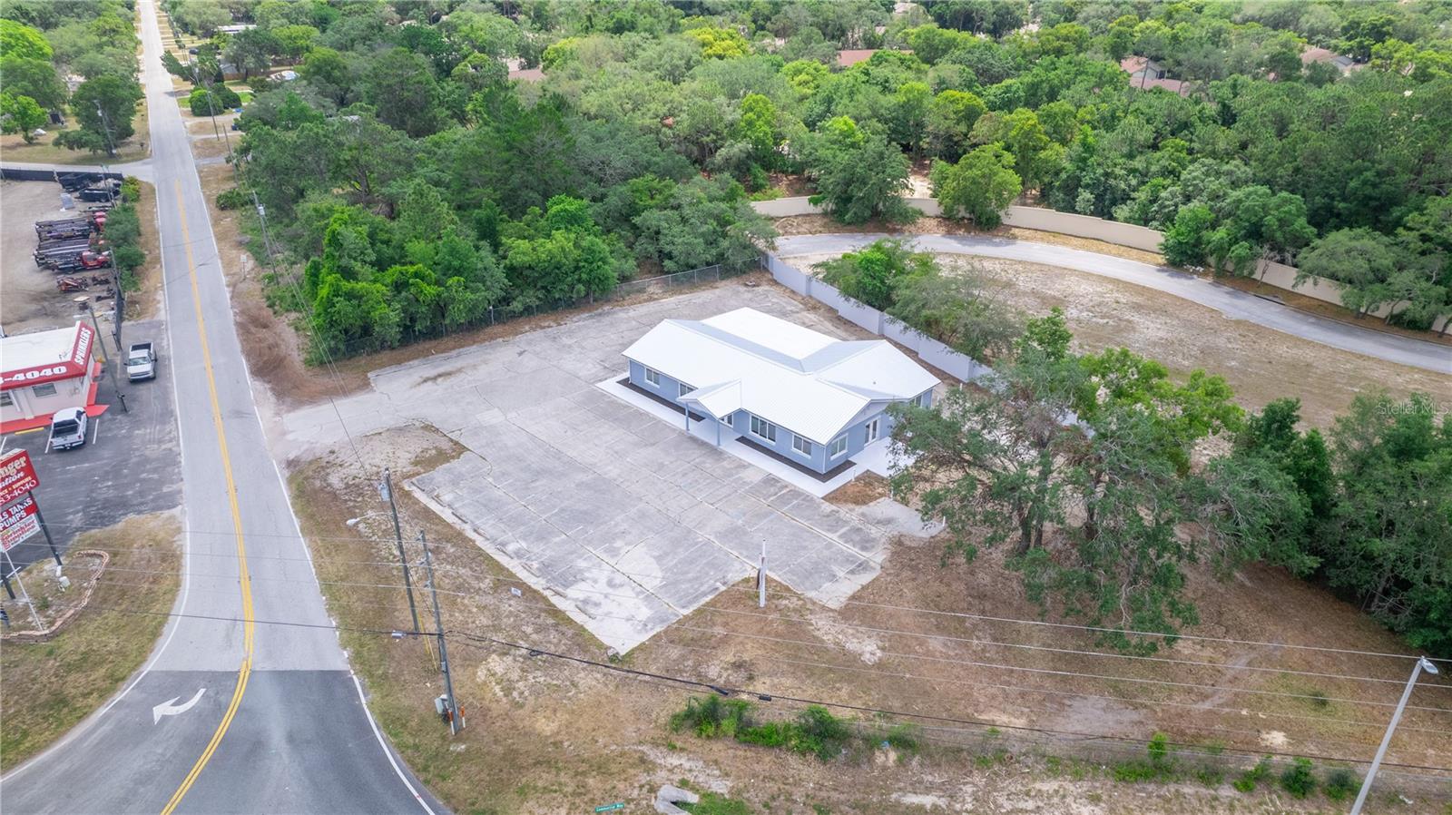 3248 COMMERCIAL WAY, SPRING HILL, FL — photo 36