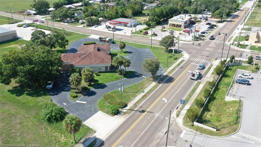 695 N SCENIC HWY, FROSTPROOF, FL — photo 5