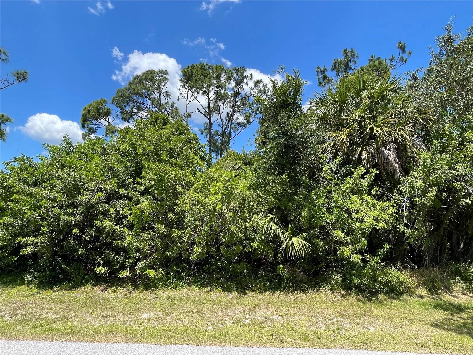 468 KELLSTADT ST NW, PORT CHARLOTTE, FL — photo 1