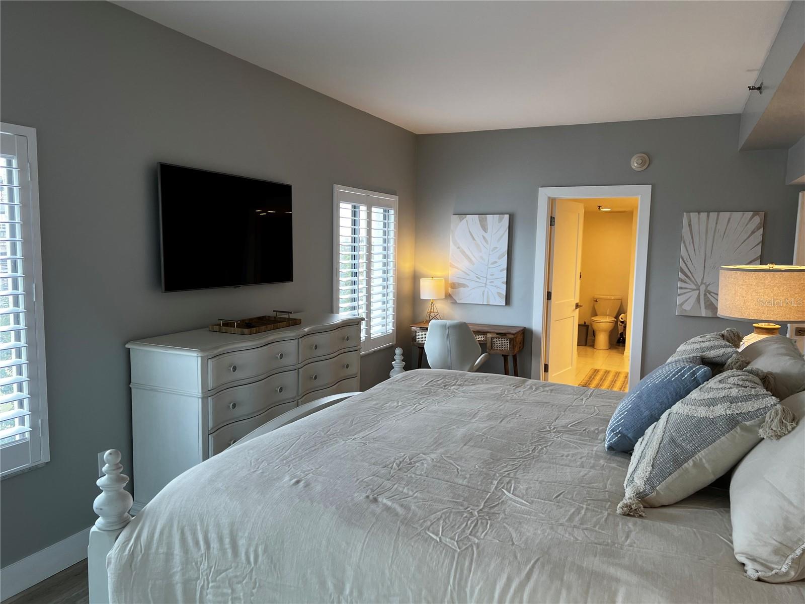 1465 GULF OF MEXICO DR #504, LONGBOAT KEY, FL — photo 17