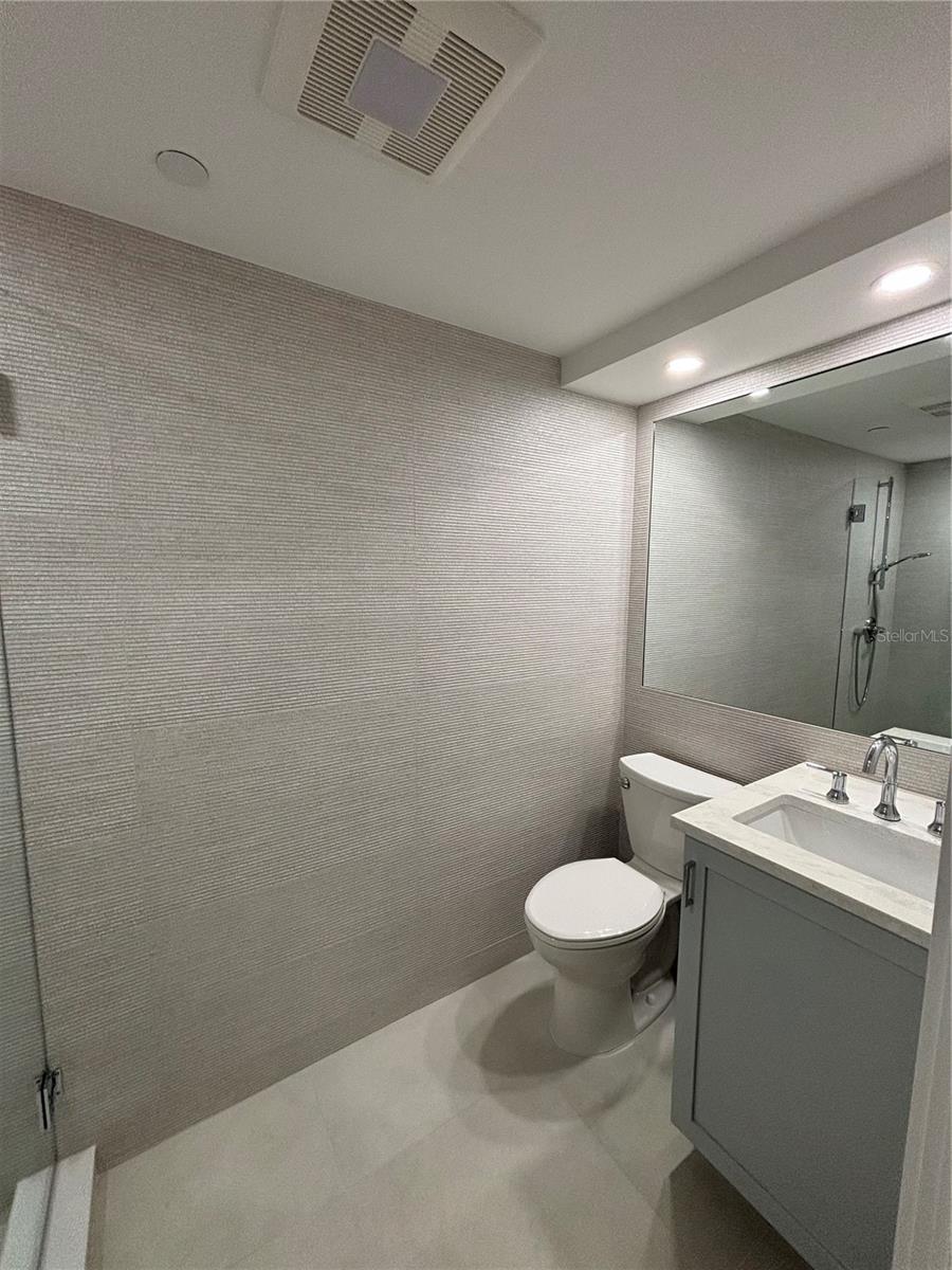 1465 GULF OF MEXICO DR #504, LONGBOAT KEY, FL — photo 27