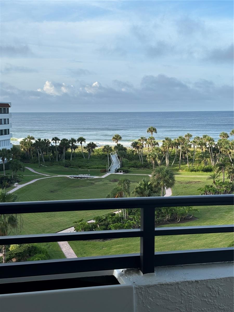 1465 GULF OF MEXICO DR #504, LONGBOAT KEY, FL — photo 43