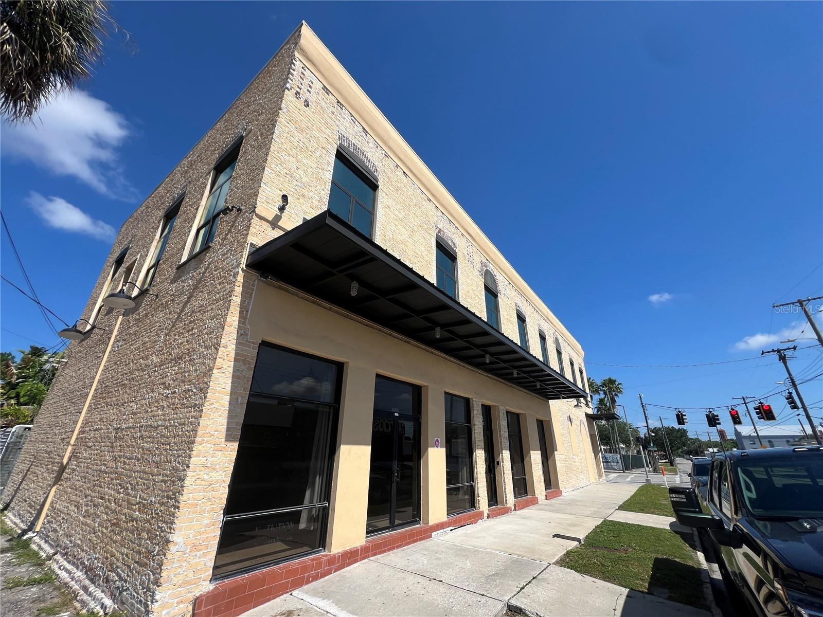 2100 W MAIN ST, TAMPA, FL — photo 5