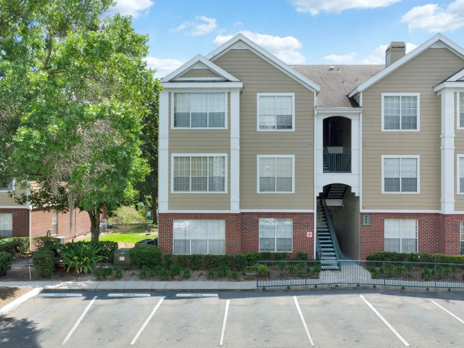 13103 MULBERRY PARK DR #8211, ORLANDO, FL — photo 1