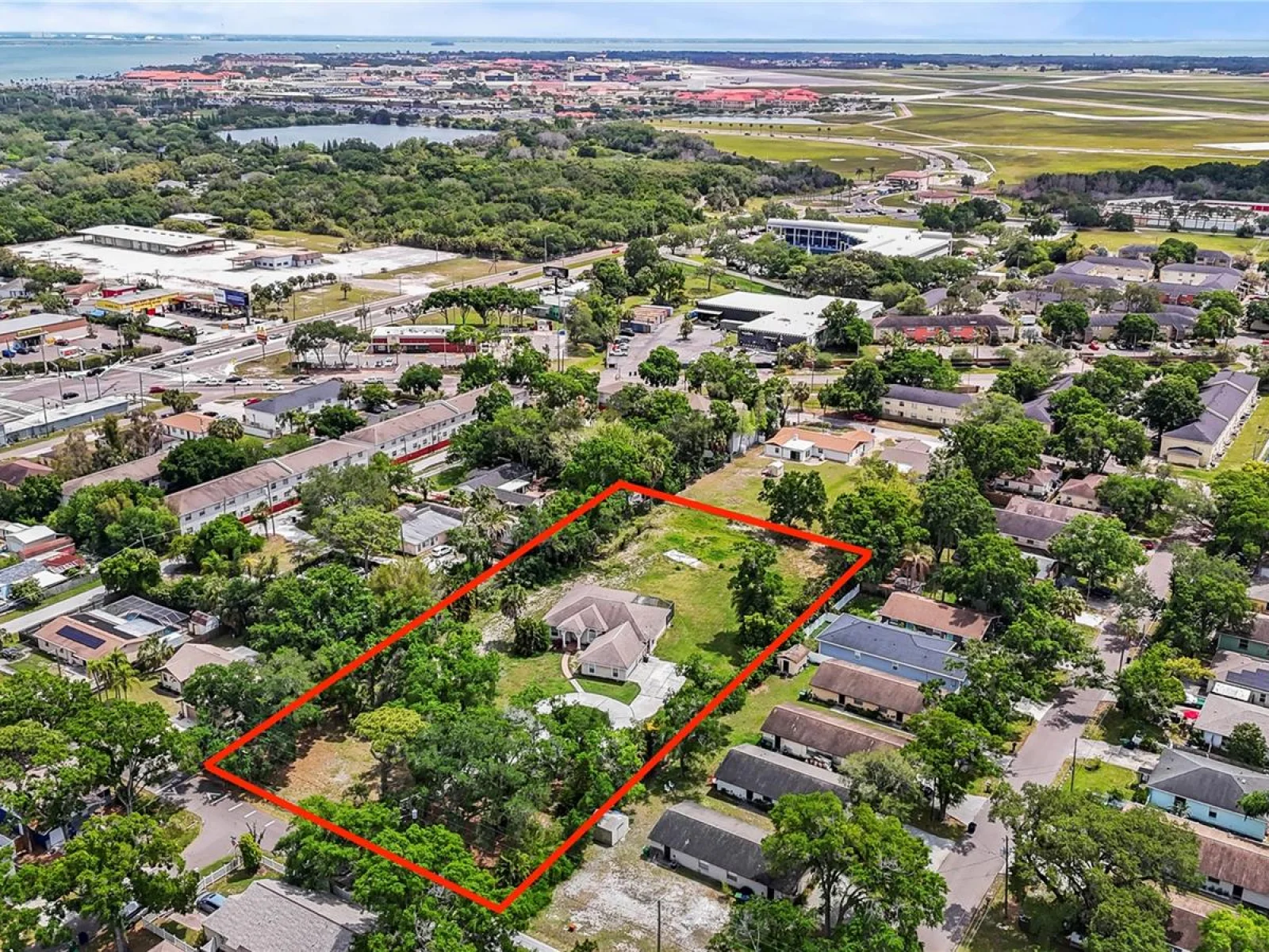 3902 W ELROD AVE, TAMPA, FL — photo 8