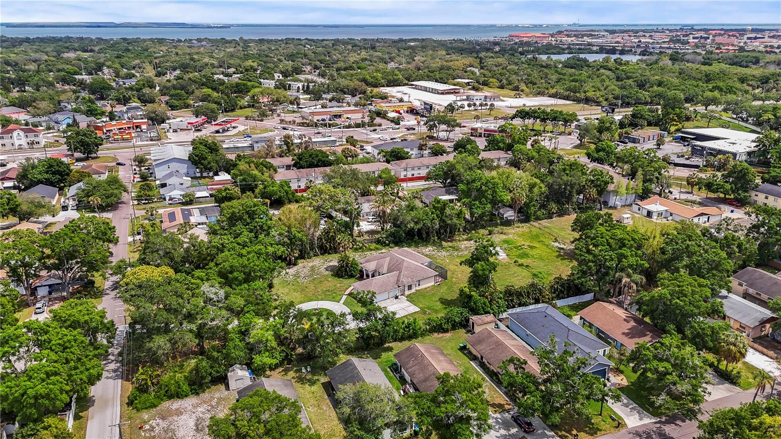 3902 W ELROD AVE, TAMPA, FL — photo 10