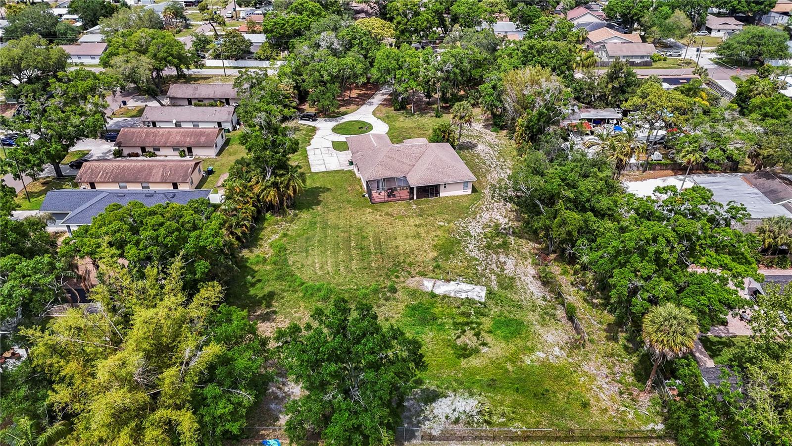 3902 W ELROD AVE, TAMPA, FL — photo 33