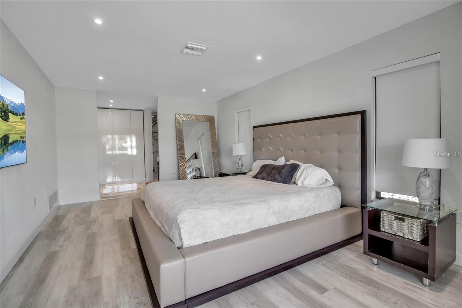 1649 STANFORD LN, SARASOTA, FL — photo 11