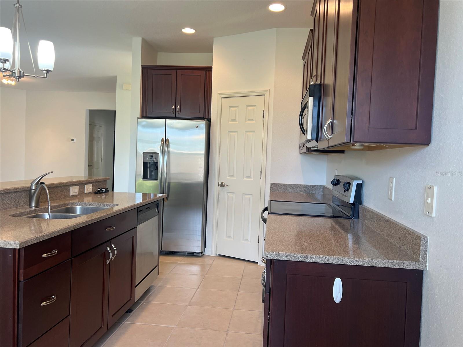1498 MASENO DR, VENICE, FL — photo 9