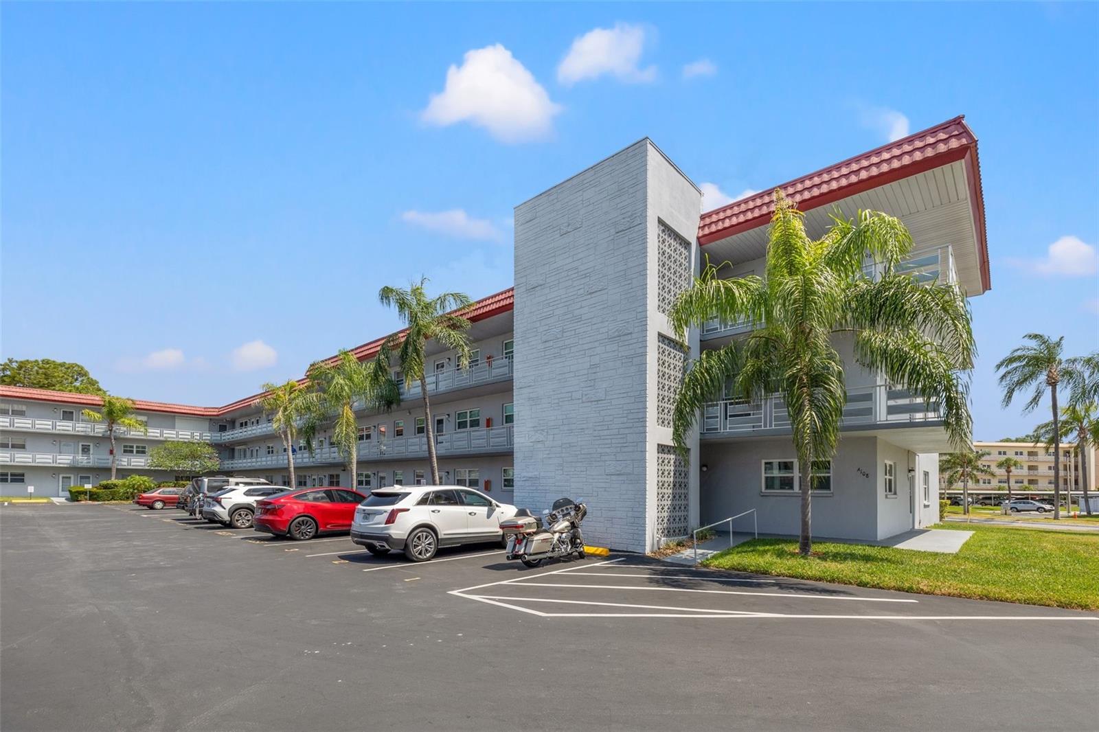 5660 80TH ST N #A208, ST PETERSBURG, FL