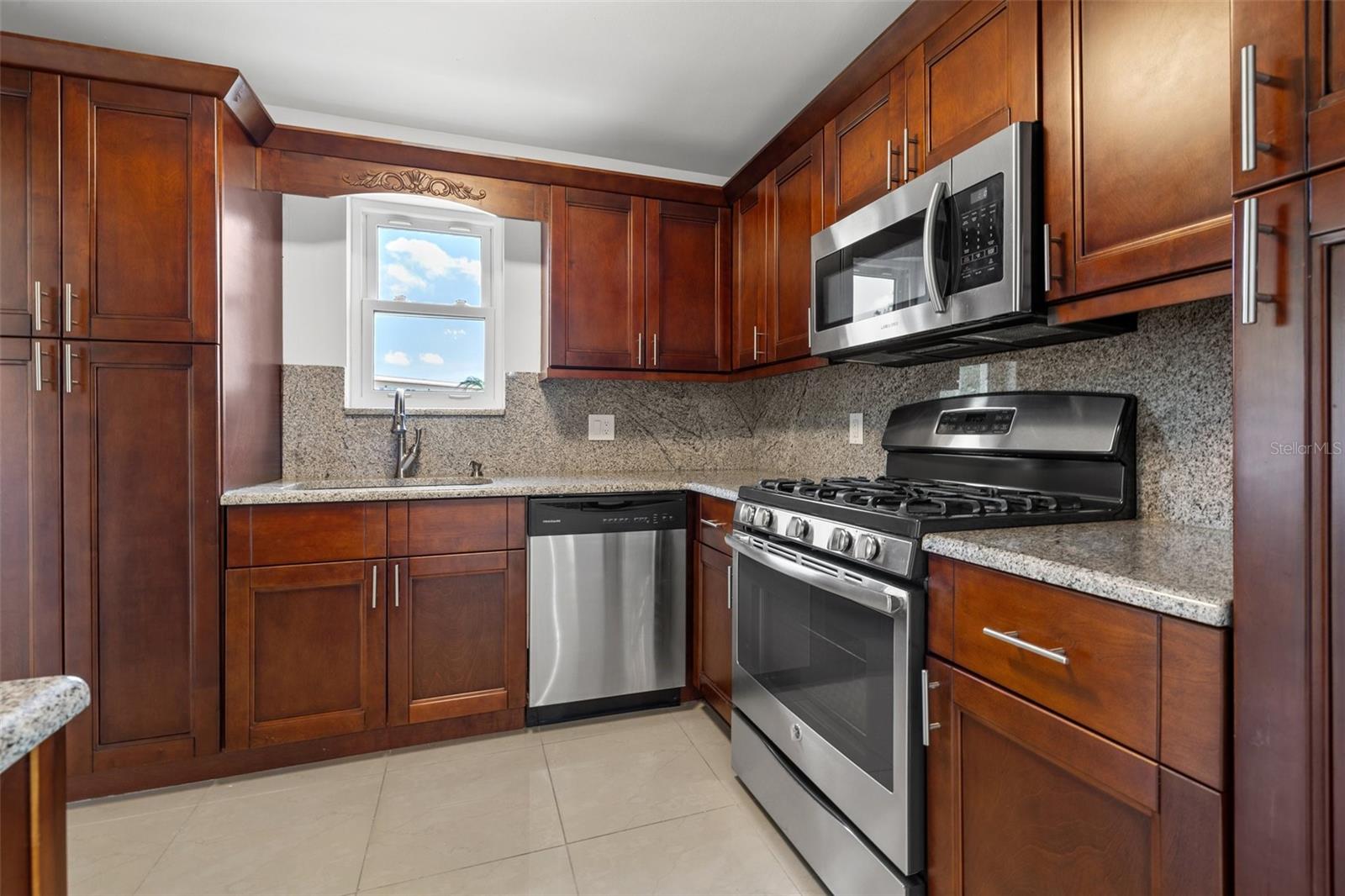 5660 80TH ST N #A208, ST PETERSBURG, FL — photo 11