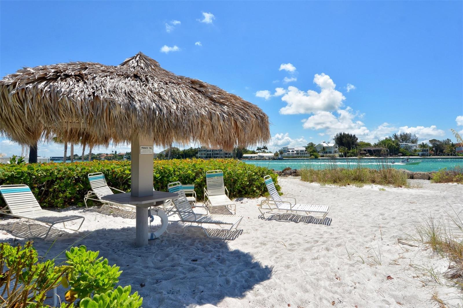 100 SANDS POINT RD #324, LONGBOAT KEY, FL — photo 36