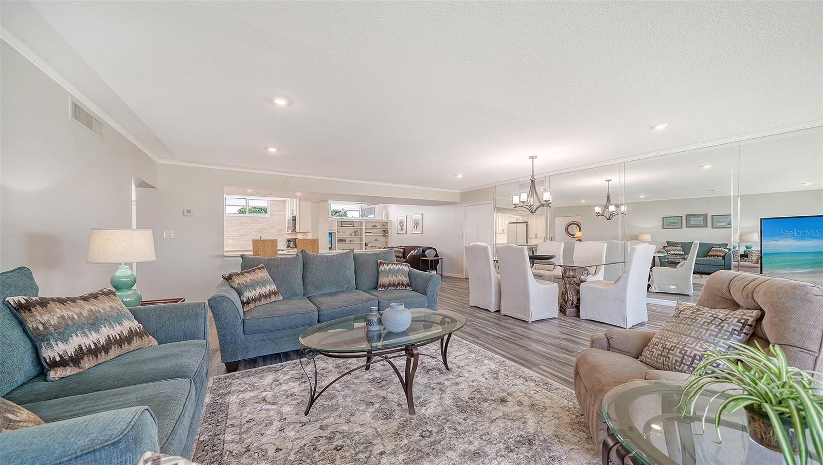100 SANDS POINT RD #324, LONGBOAT KEY, FL — photo 10