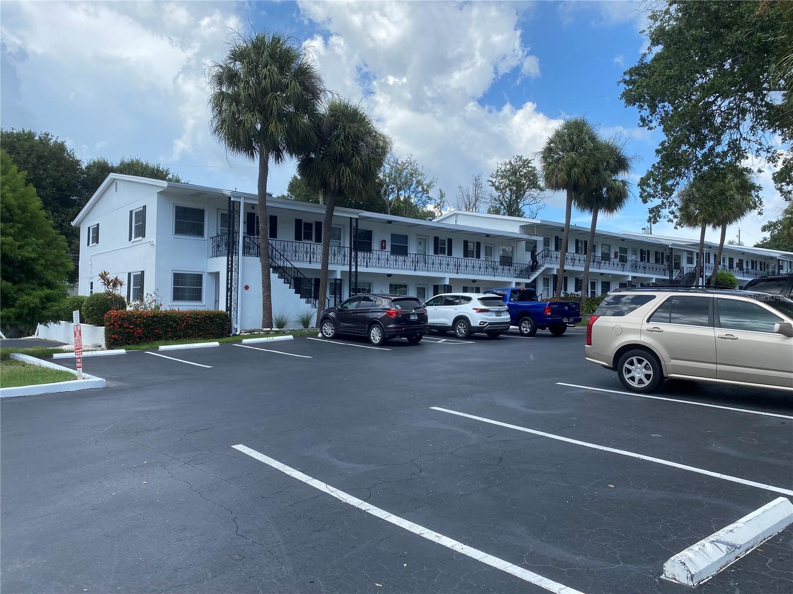 14531 WALSINGHAM RD #224, LARGO, FL