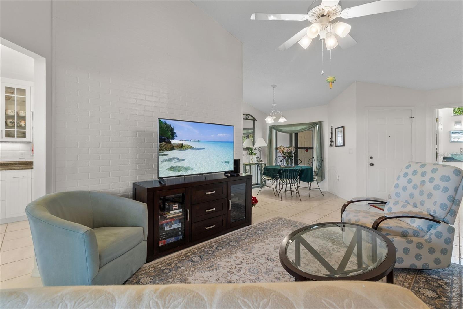 235 SOUTHAMPTON LN #276, VENICE, FL — photo 5