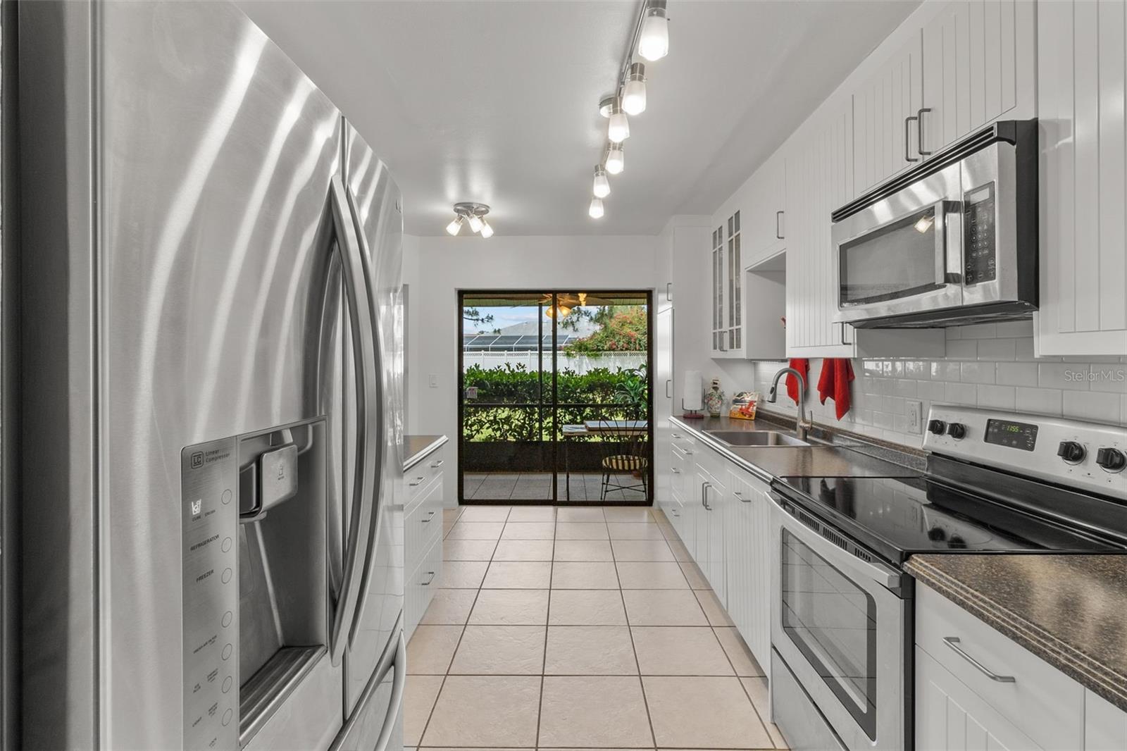 235 SOUTHAMPTON LN #276, VENICE, FL — photo 11