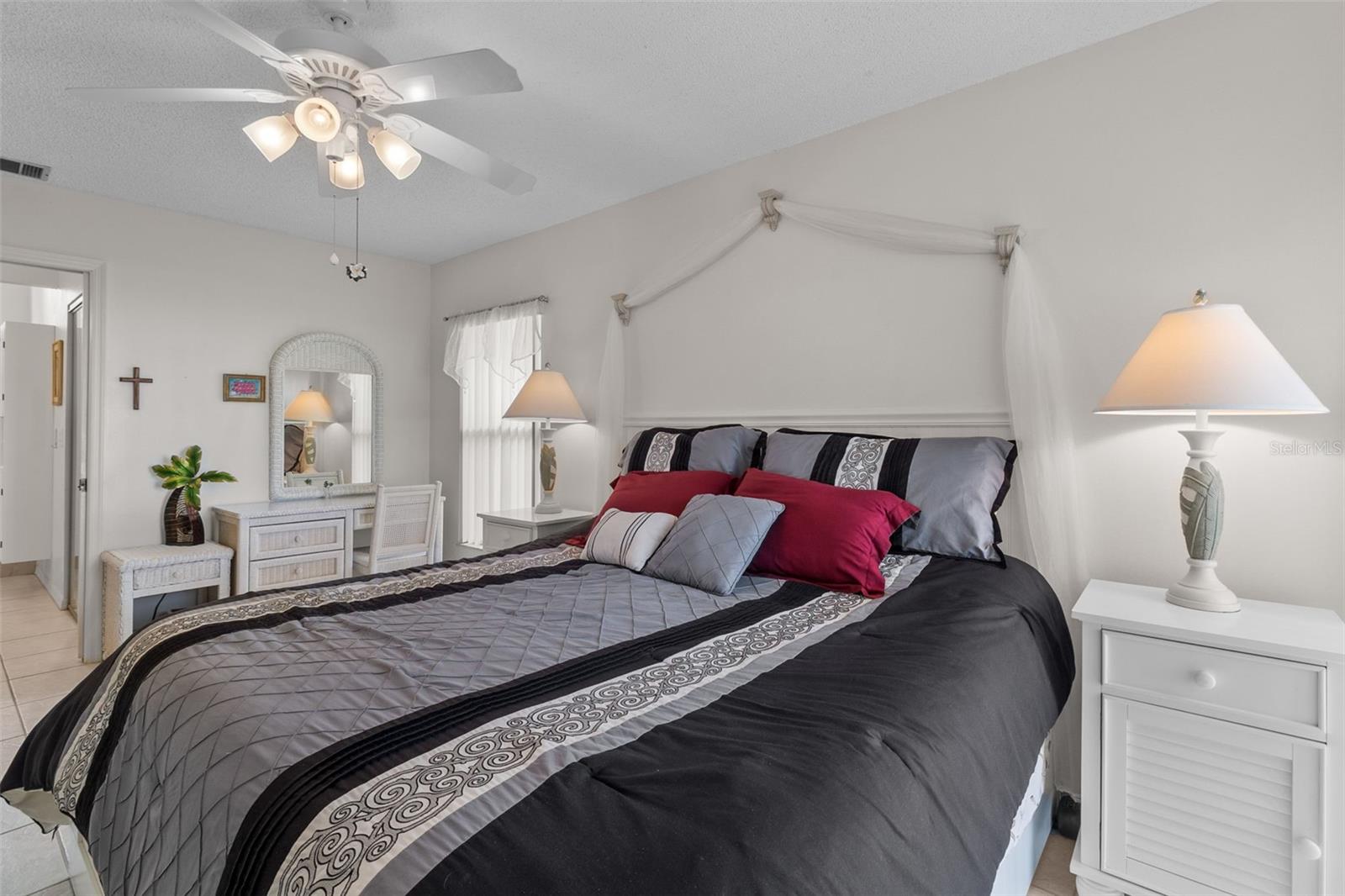 235 SOUTHAMPTON LN #276, VENICE, FL — photo 26