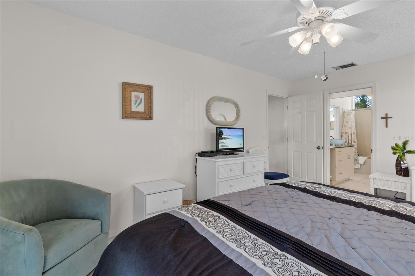 235 SOUTHAMPTON LN #276, VENICE, FL — photo 27