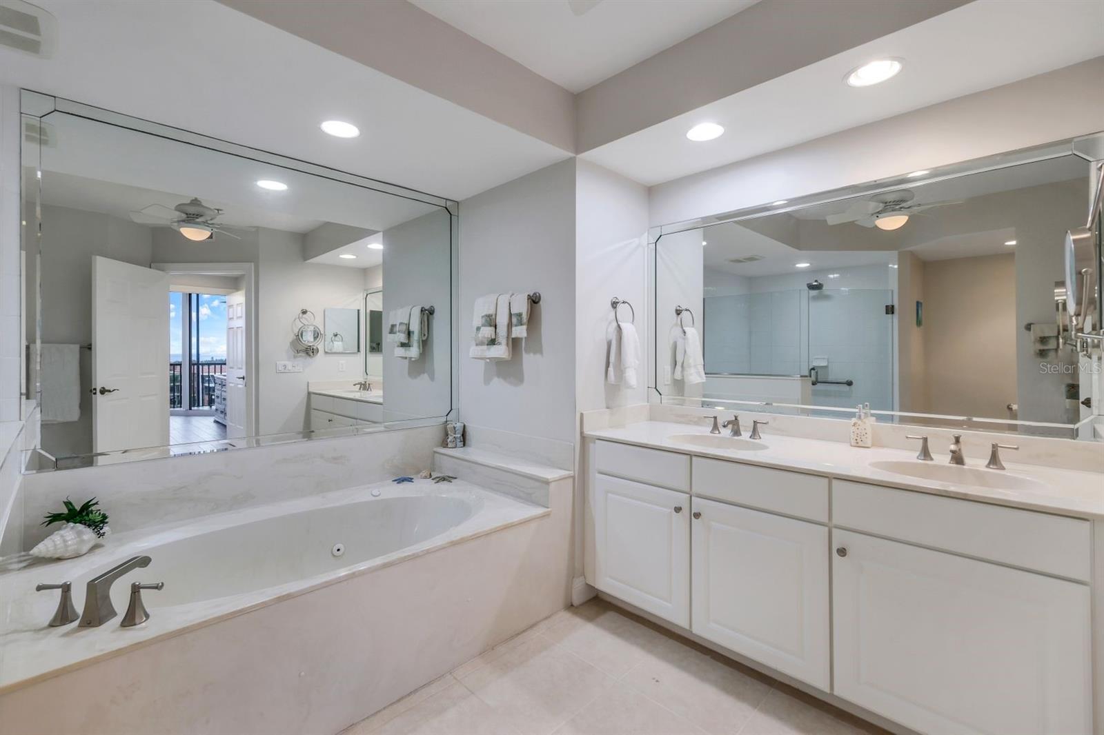 3313 SUNSET KEY CIR #404, PUNTA GORDA, FL — photo 16