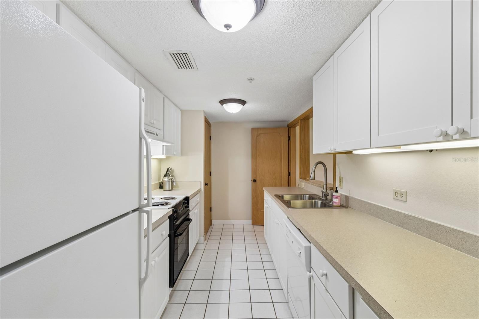 36750 US HIGHWAY 19 N #22208, PALM HARBOR, FL — photo 7