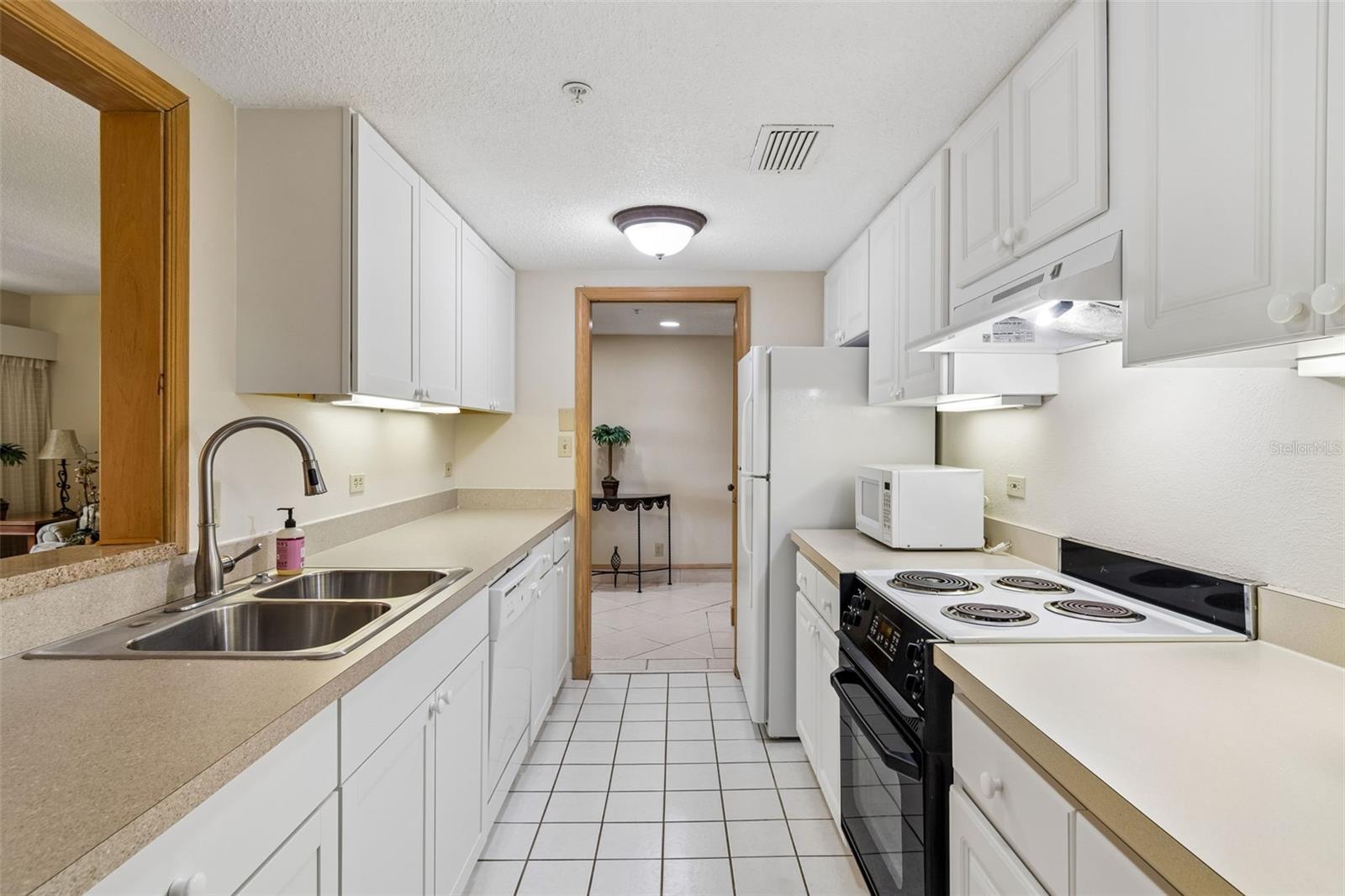36750 US HIGHWAY 19 N #22208, PALM HARBOR, FL — photo 10