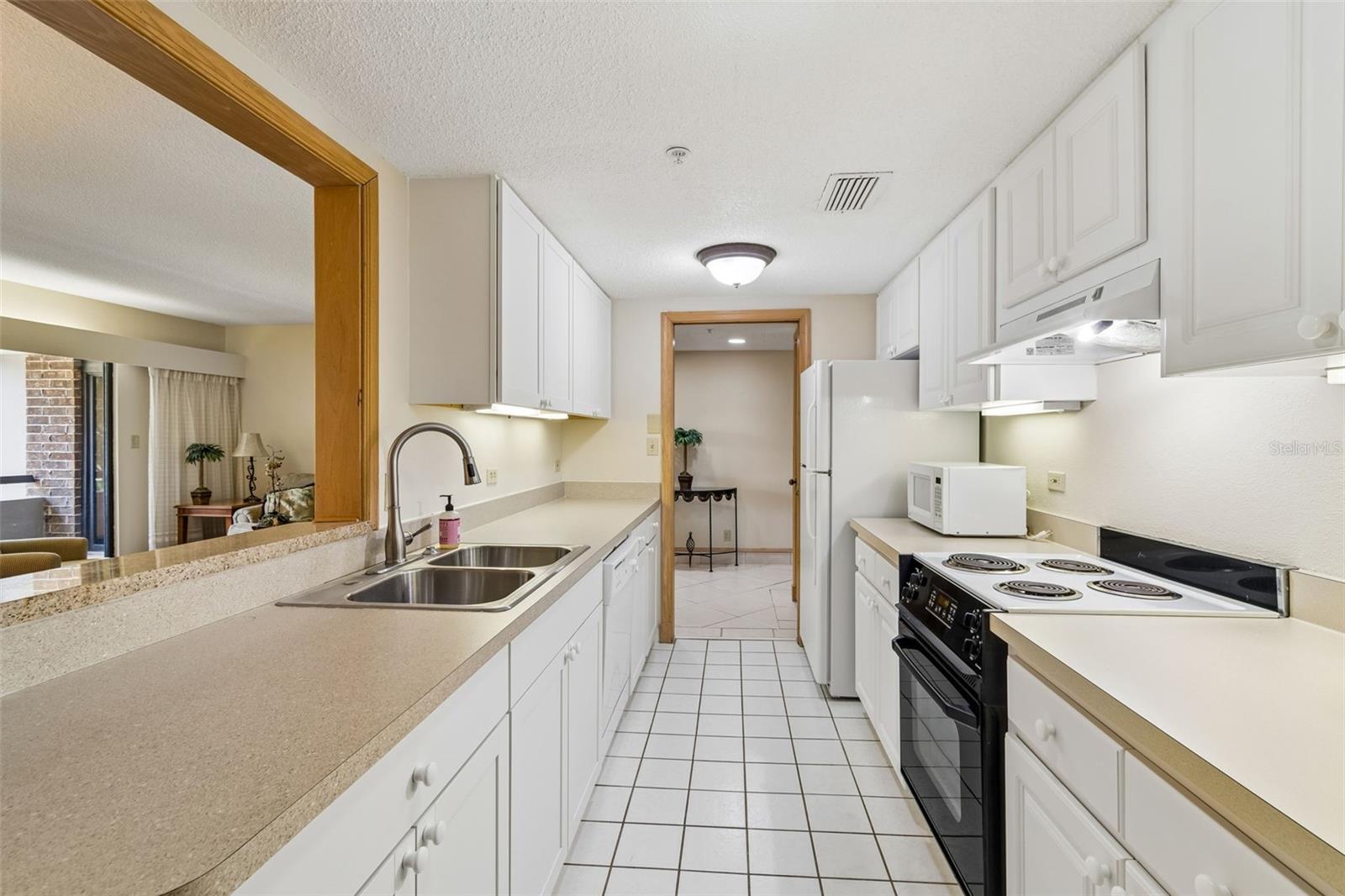 36750 US HIGHWAY 19 N #22208, PALM HARBOR, FL — photo 11