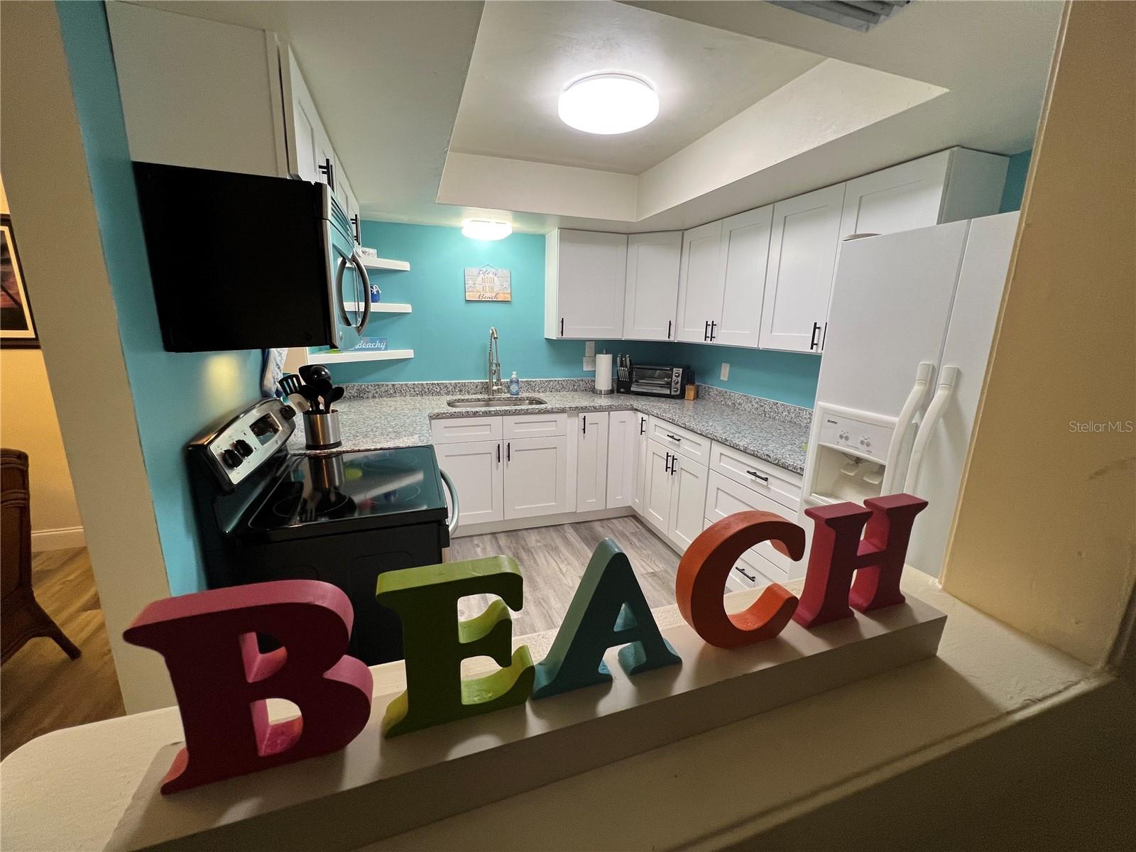 1406 N SATURN AVE, CLEARWATER, FL — photo 3