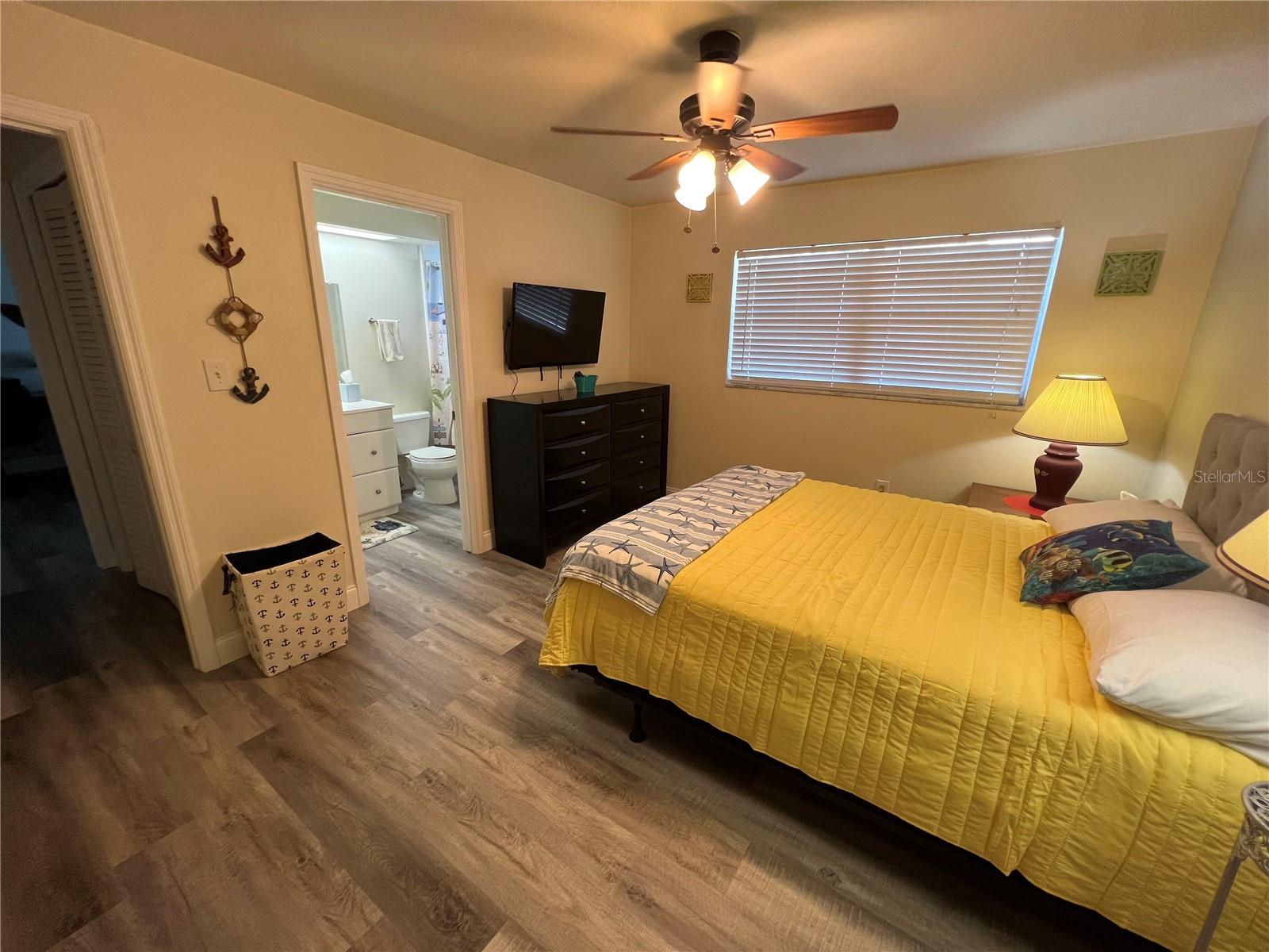 1406 N SATURN AVE, CLEARWATER, FL — photo 12