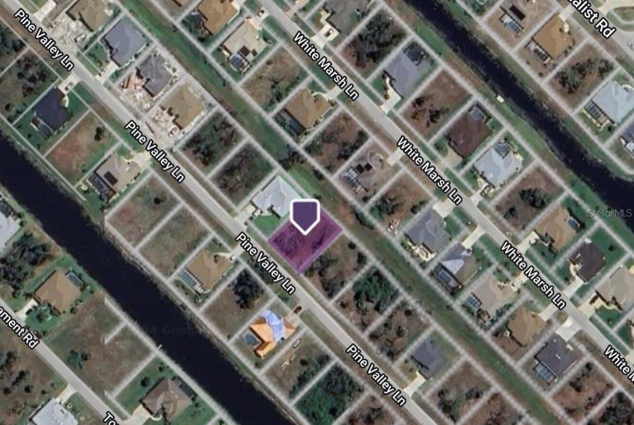 35 PINE VALLEY LN, ROTONDA WEST, FL