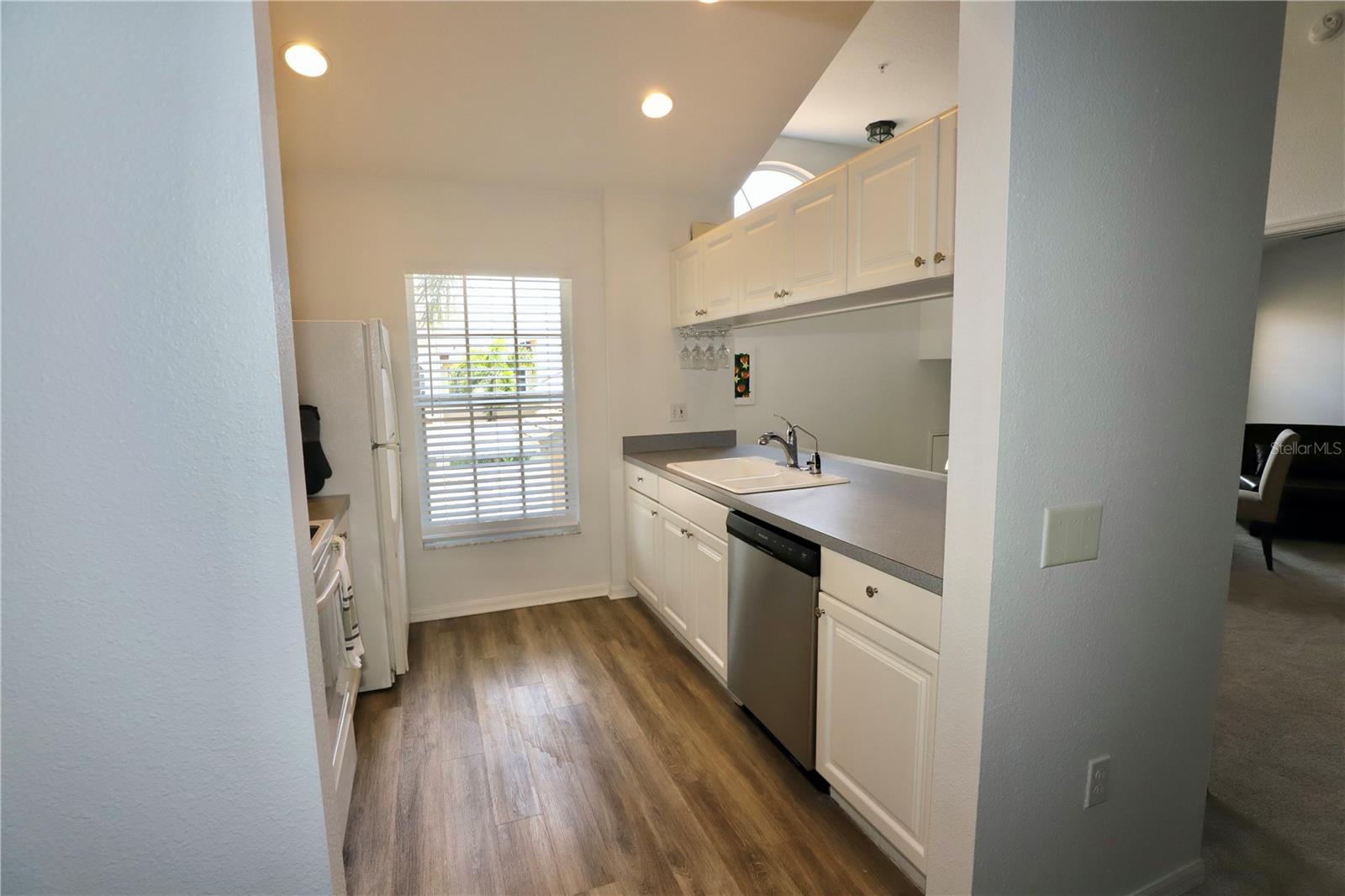 4275 CASTLEBRIDGE LN #1323, SARASOTA, FL — photo 9