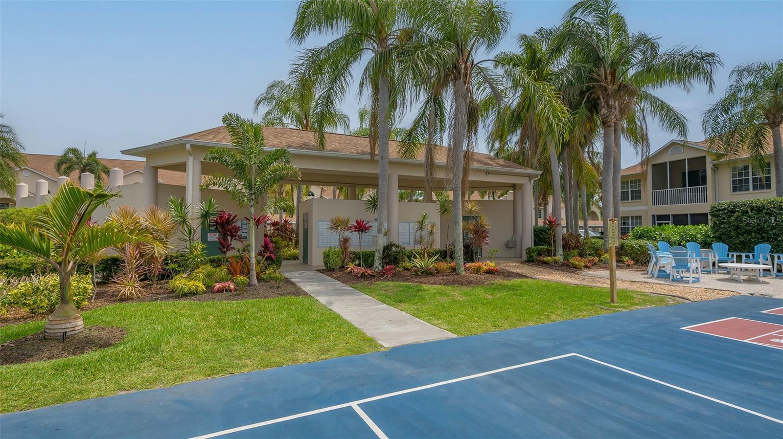 4275 CASTLEBRIDGE LN #1323, SARASOTA, FL — photo 49