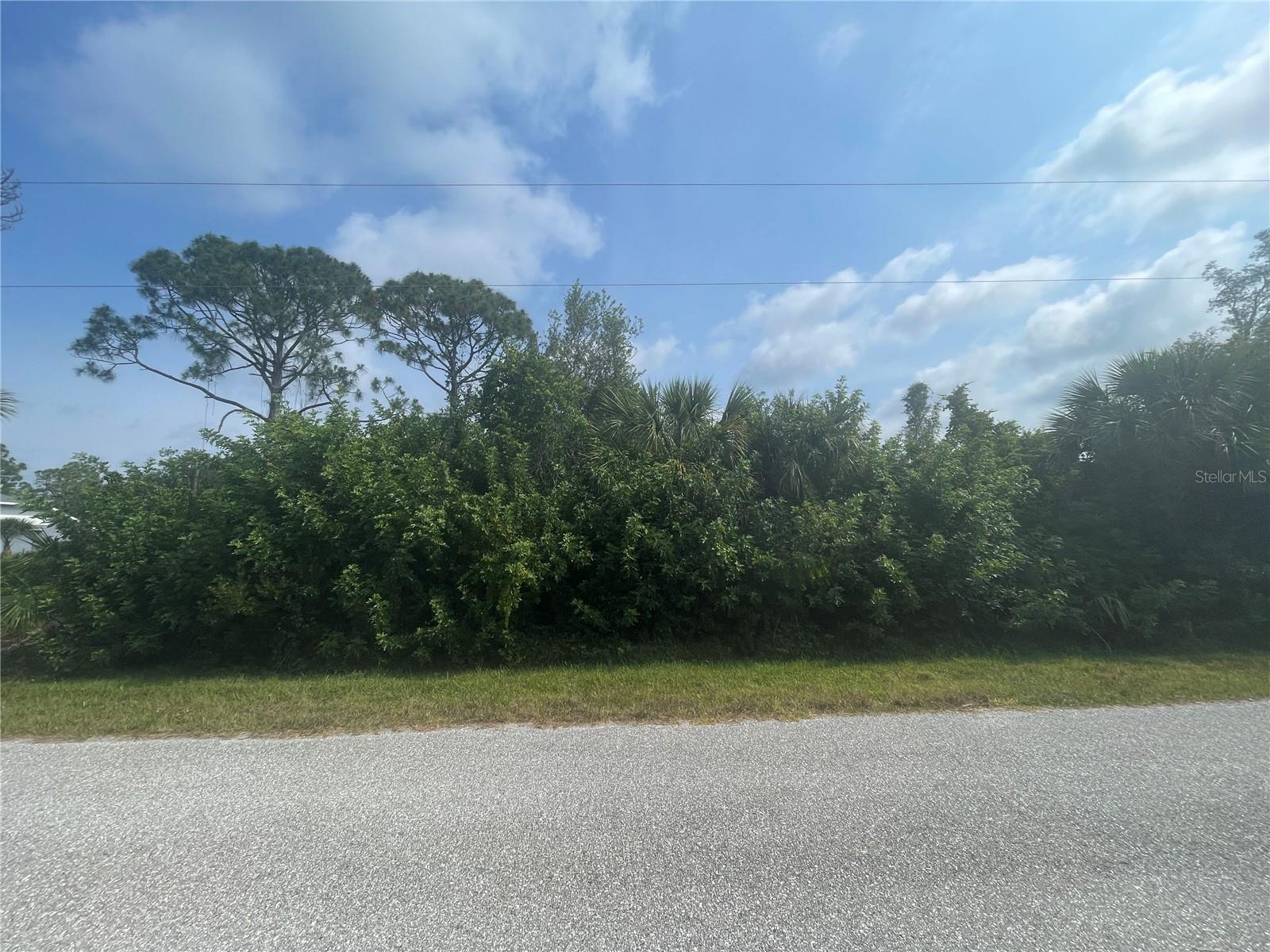 9366 LOYOLA AVE, ENGLEWOOD, FL — photo 2