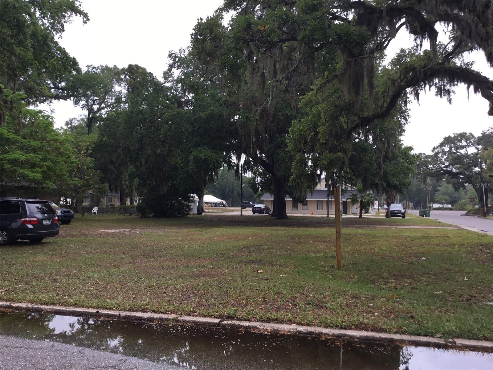 520 20TH ST E, BRADENTON, FL — photo 3