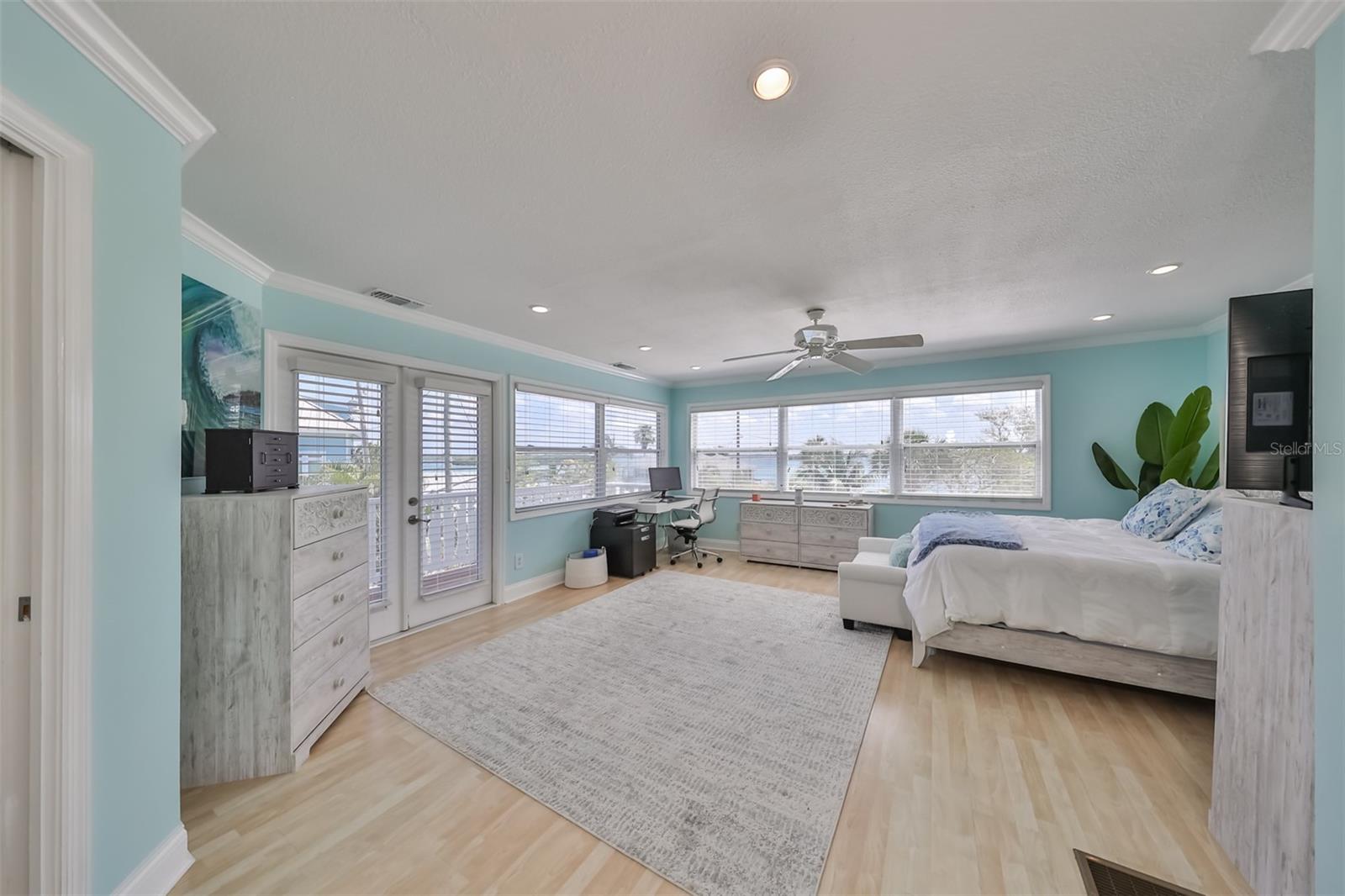 13004 BOCA CIEGA AVE, MADEIRA BEACH, FL — photo 20