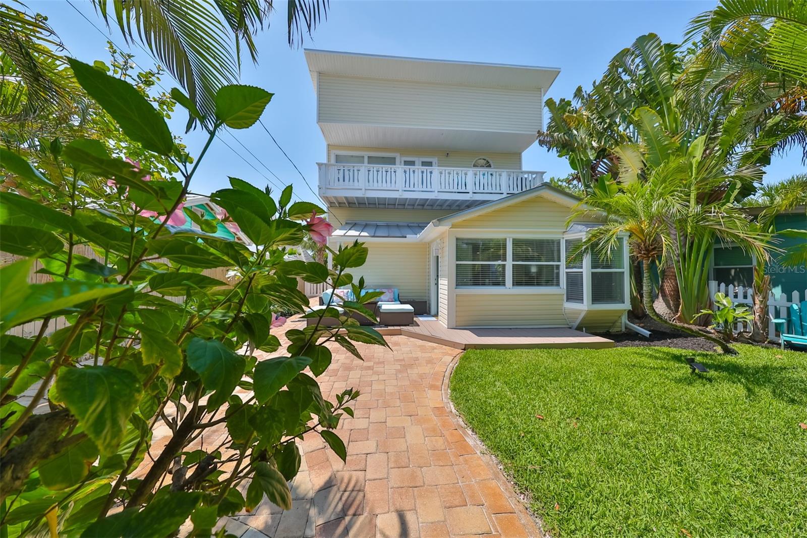 13004 BOCA CIEGA AVE, MADEIRA BEACH, FL — photo 34