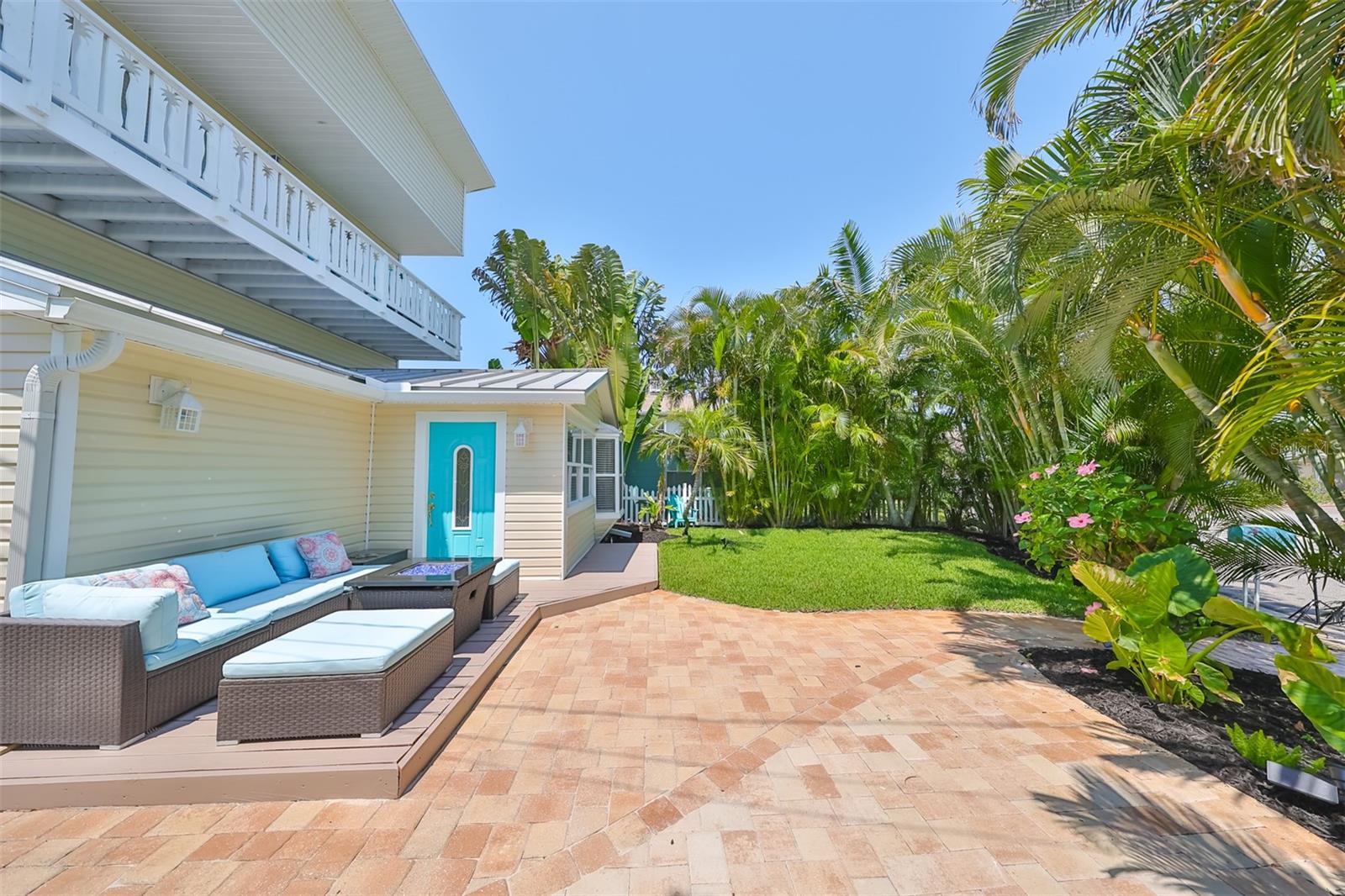 13004 BOCA CIEGA AVE, MADEIRA BEACH, FL — photo 35