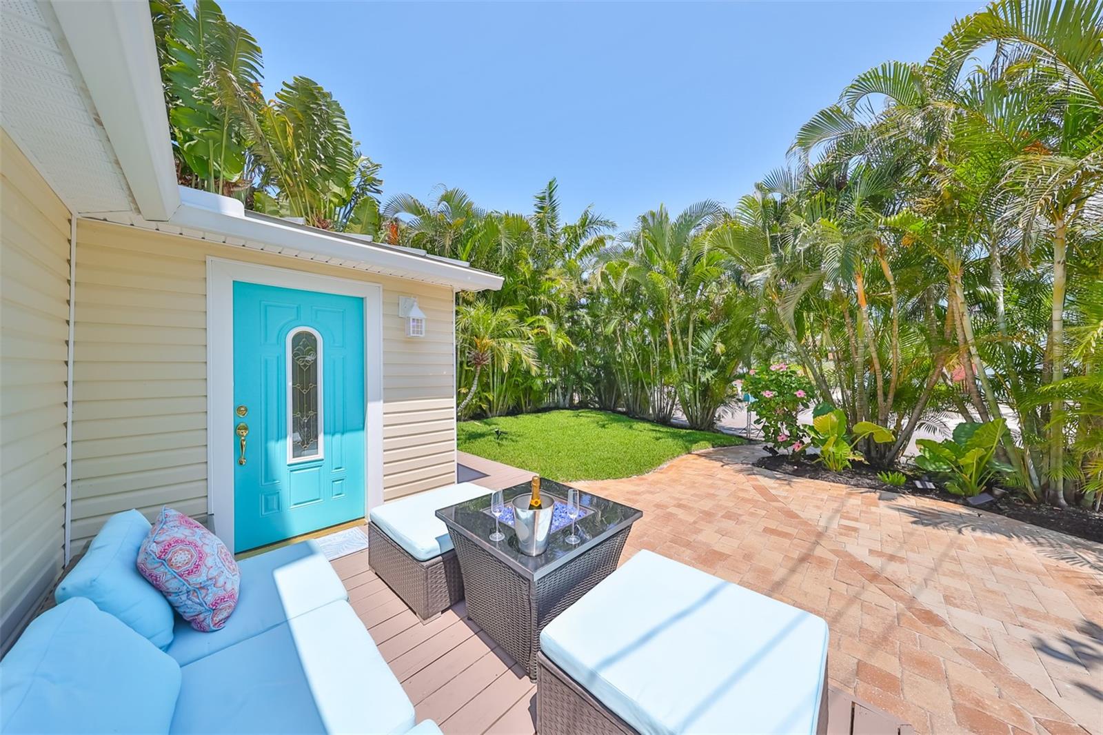 13004 BOCA CIEGA AVE, MADEIRA BEACH, FL — photo 37