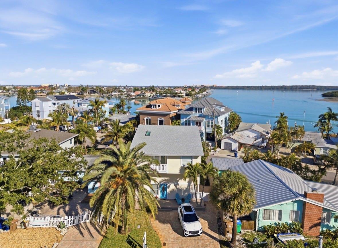 13004 BOCA CIEGA AVE, MADEIRA BEACH, FL — photo 42