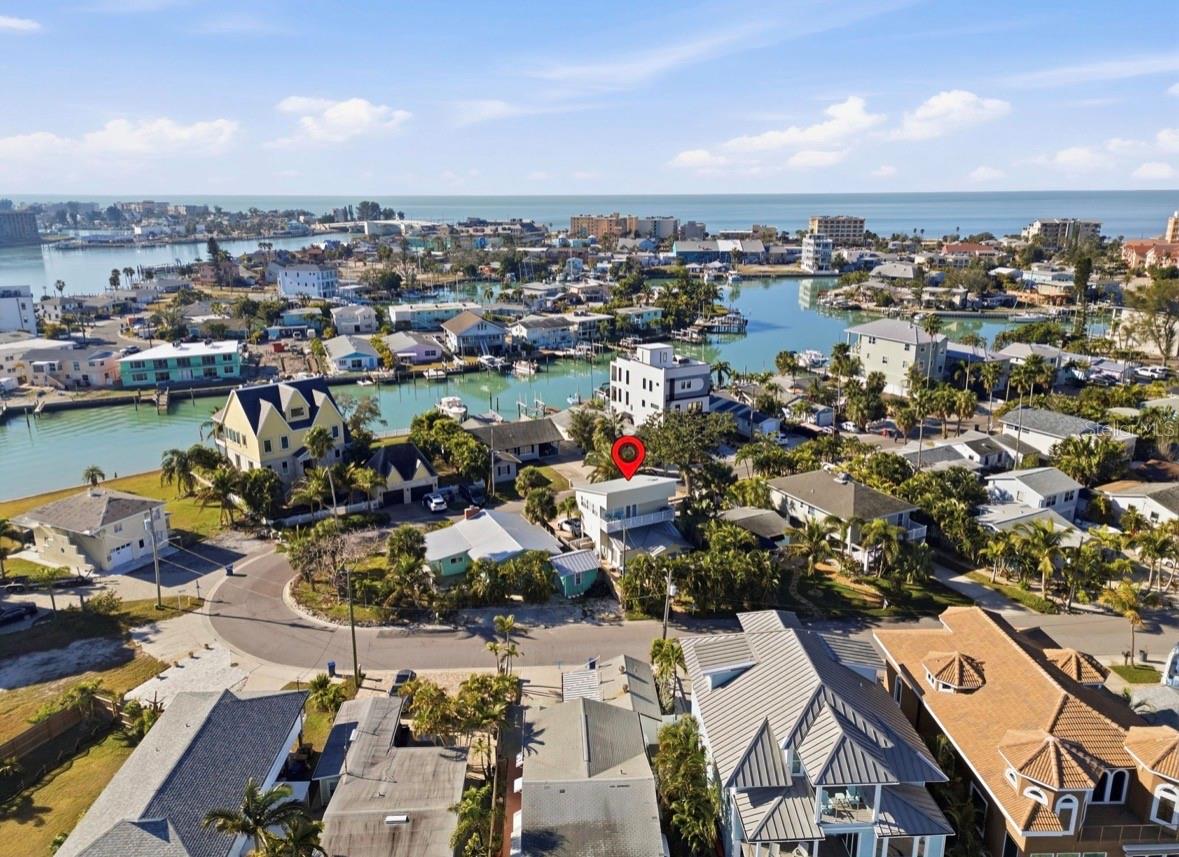 13004 BOCA CIEGA AVE, MADEIRA BEACH, FL — photo 43