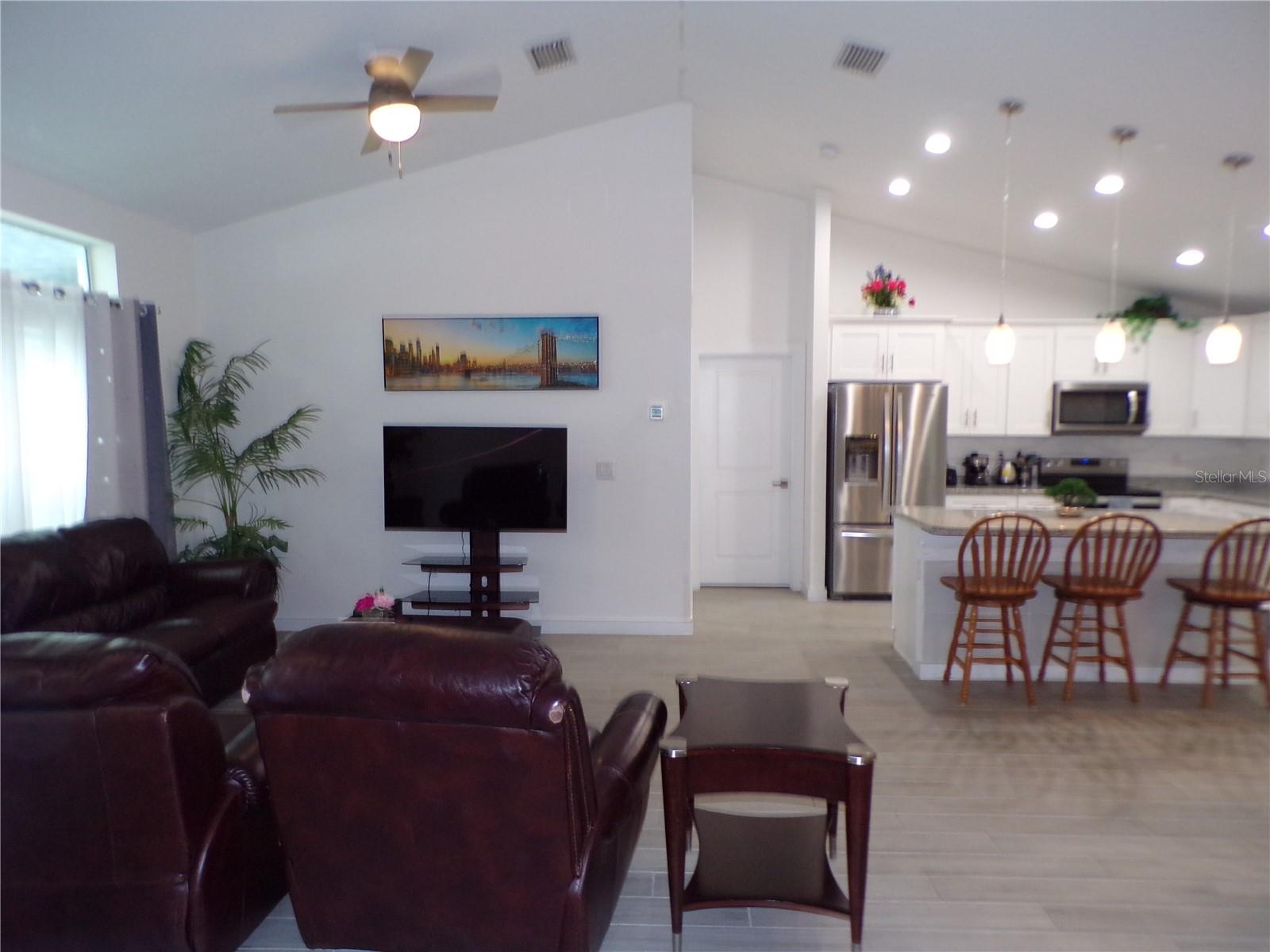 326 MILLPORT ST NW, PORT CHARLOTTE, FL — photo 5