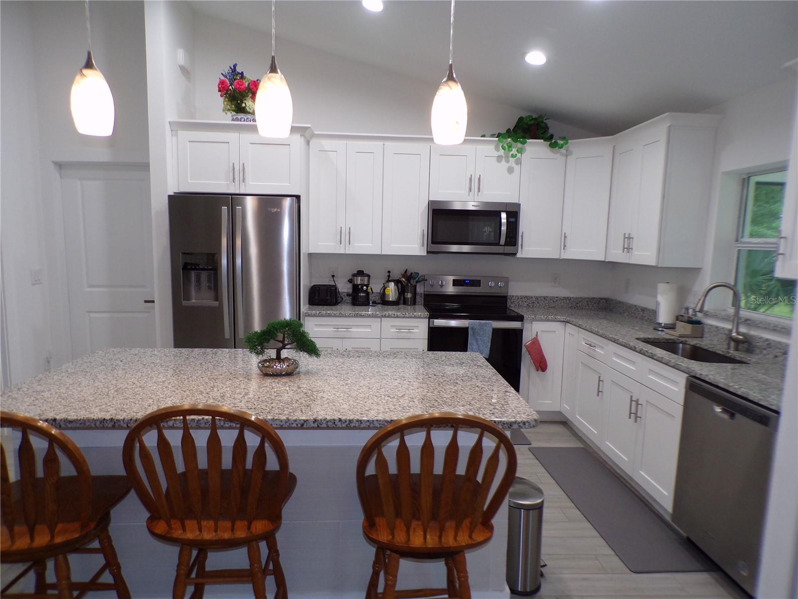 326 MILLPORT ST NW, PORT CHARLOTTE, FL — photo 6