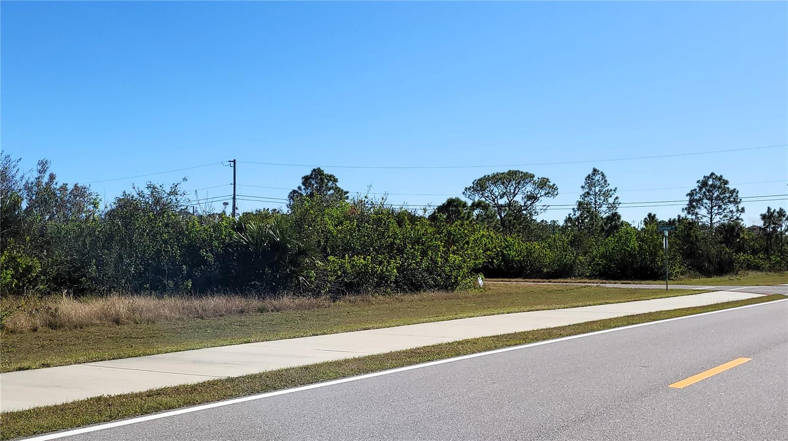 10072 ST PAUL DR, PORT CHARLOTTE, FL — photo 3