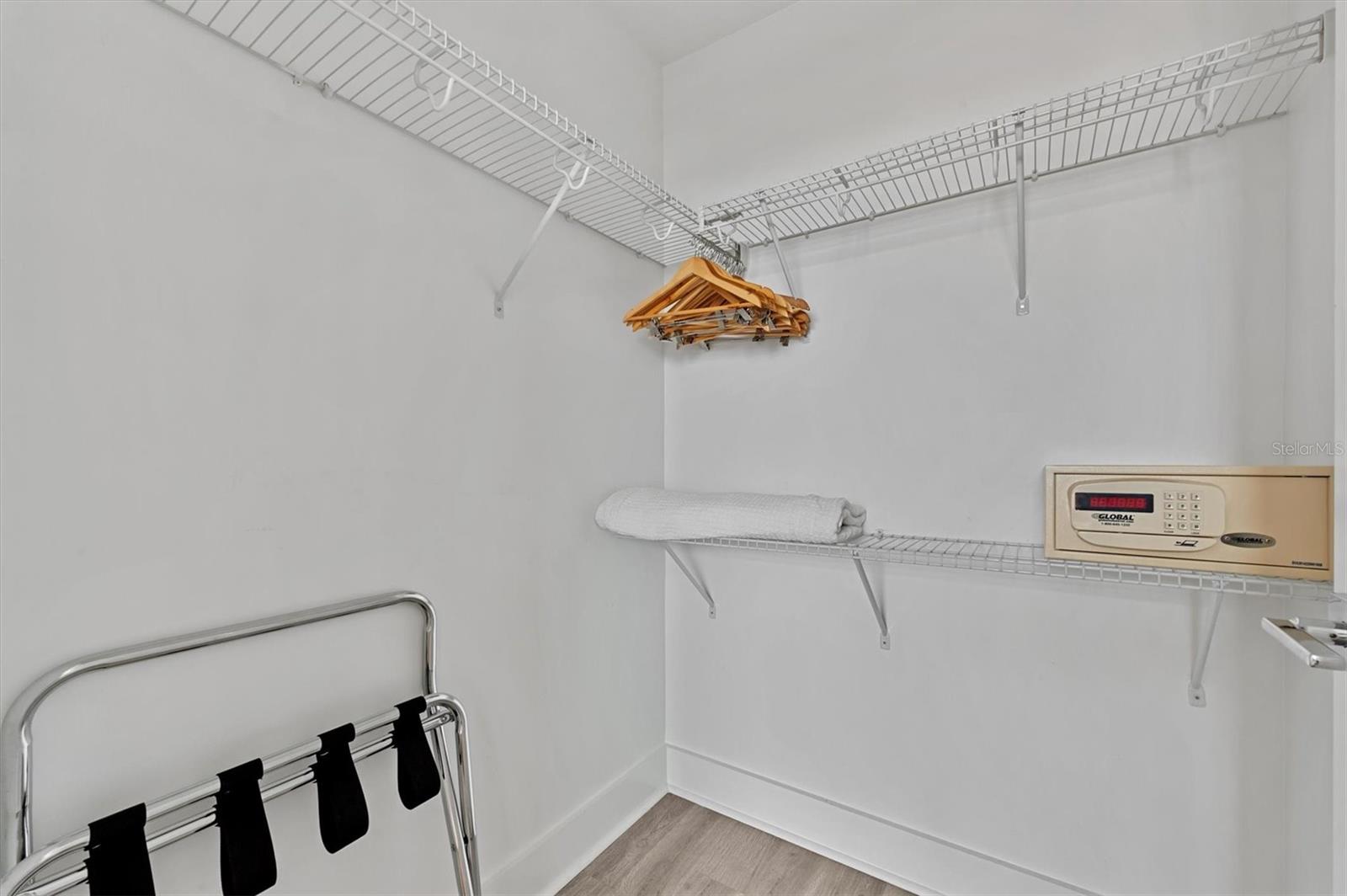 11500 GULF BLVD #610, ST PETERSBURG, FL — photo 25