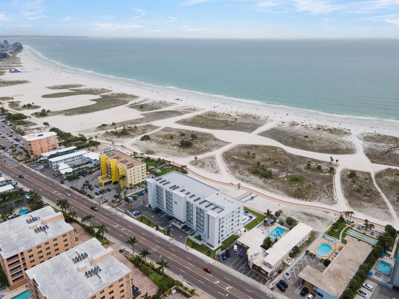 11500 GULF BLVD #610, ST PETERSBURG, FL — photo 33