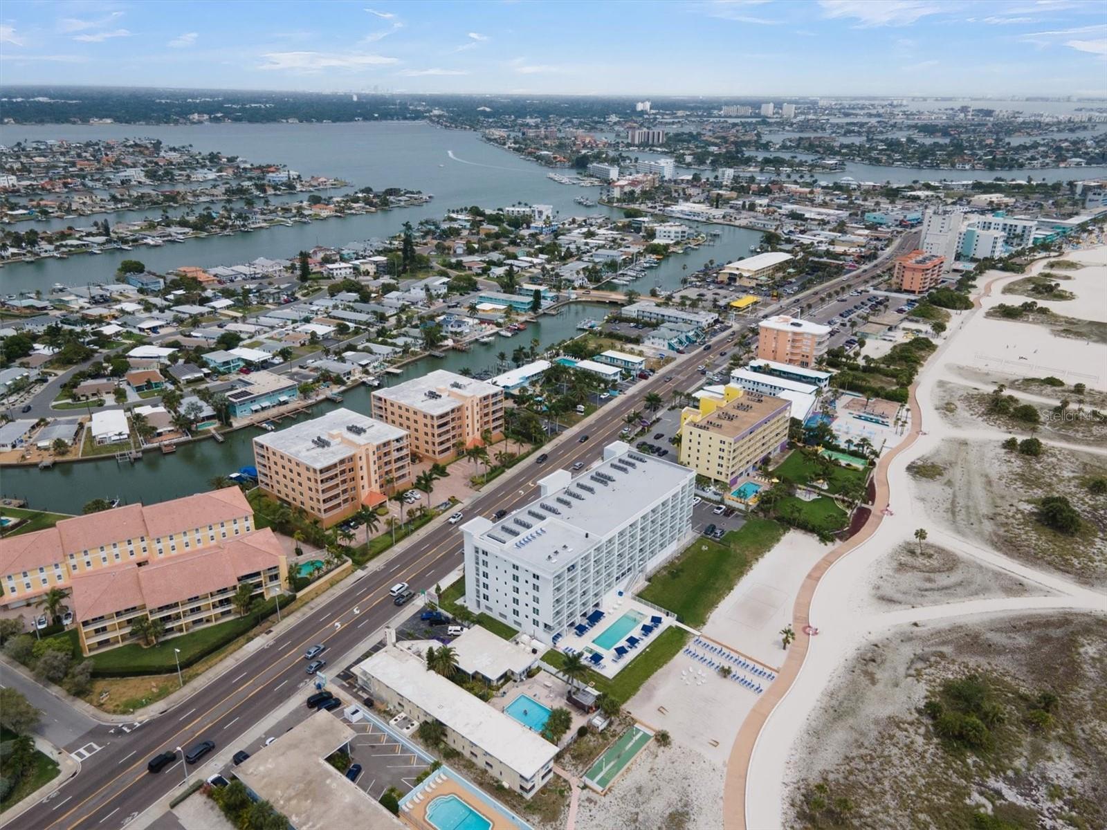 11500 GULF BLVD #610, ST PETERSBURG, FL — photo 37