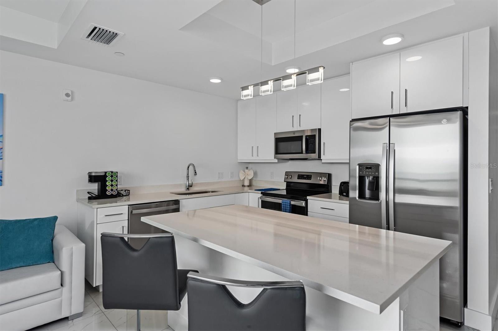 11500 GULF BLVD #610, ST PETERSBURG, FL — photo 9