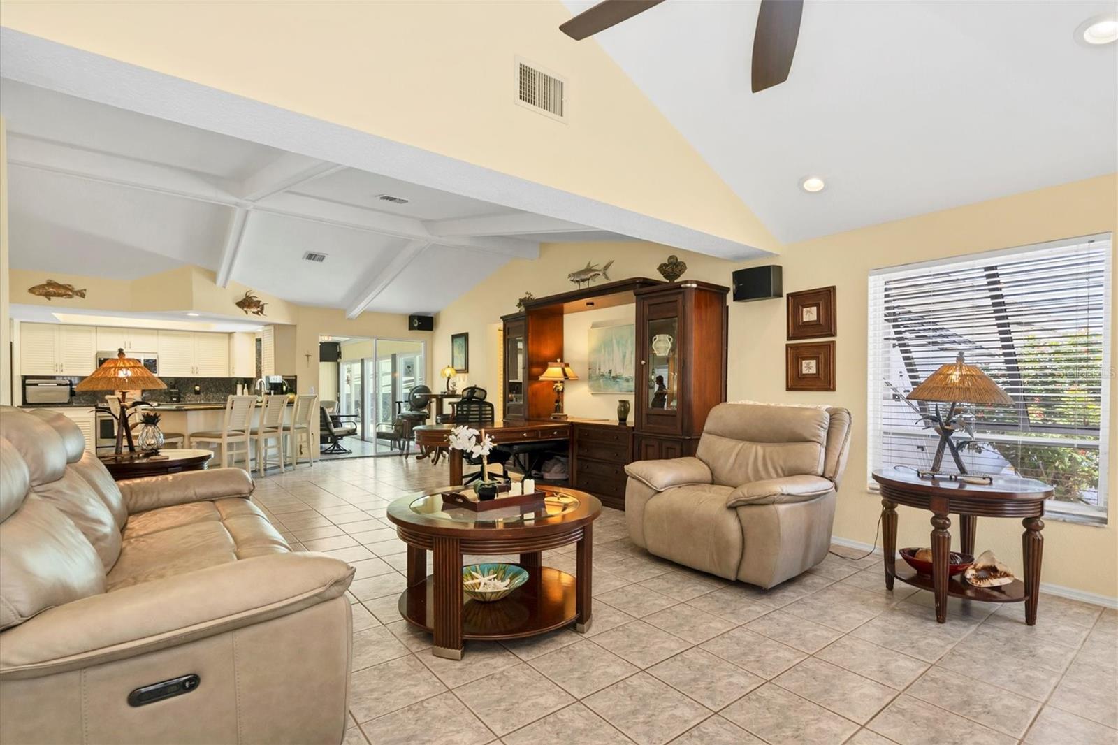 245 SPANIARDS RD, PLACIDA, FL — photo 9