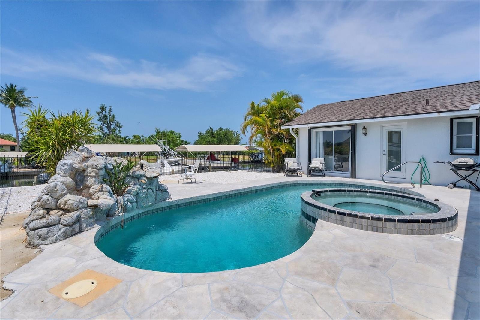 245 SPANIARDS RD, PLACIDA, FL — photo 11