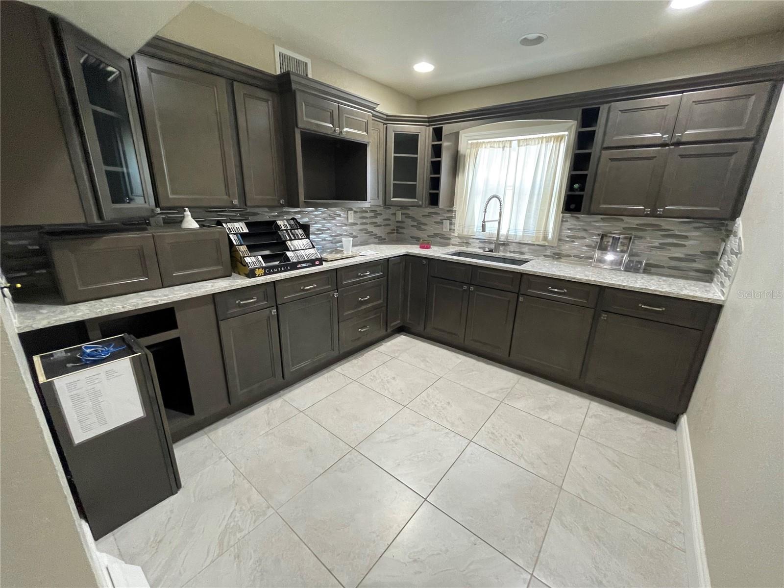 5205 CR 171 - SR 44, WILDWOOD, FL — photo 7